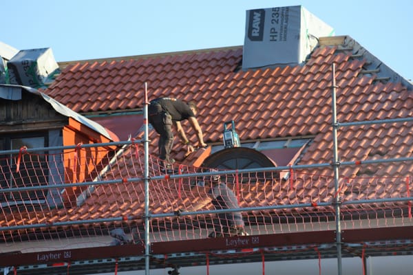 How Bay Area Homeowners Should Approach Roof Maintenance and Replacement